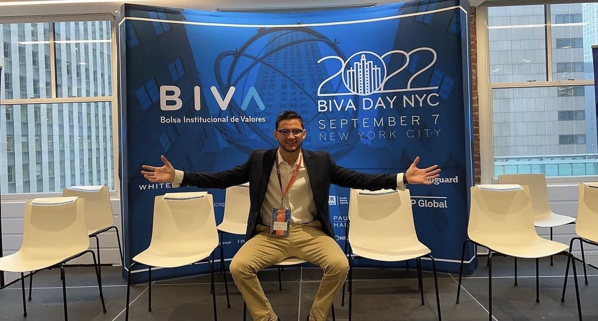 Embajador universitario más destacado de BIVA